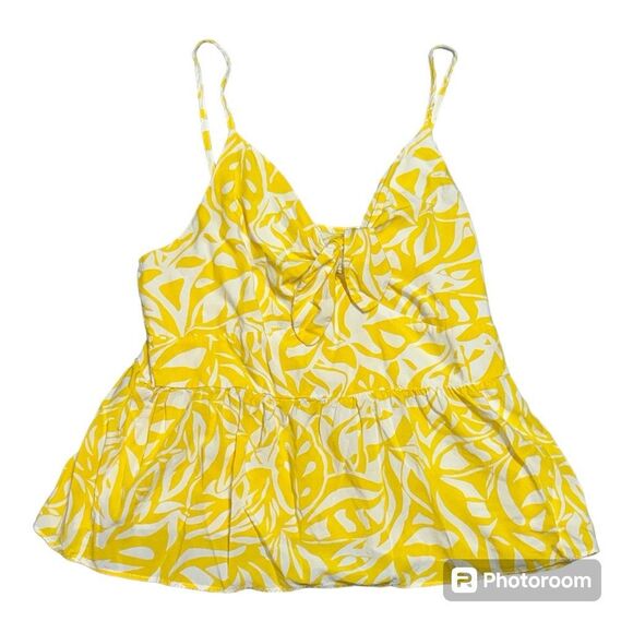 Xhilaration Tops - Floral top